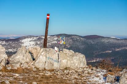 Žbevnica na Ćićariji omiljeni je vrh Istrskih planinara i šetača