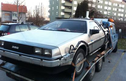DeLorean snimljen u Zagrebu: Tko nam je to stigao iz 1985.?