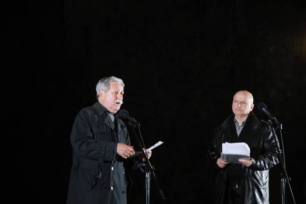 Beograd: Kod Predsedništva Srbije održan je skup "Protiv izdaje i okupacije - Za srpsko Kosovo i Metohiju" 