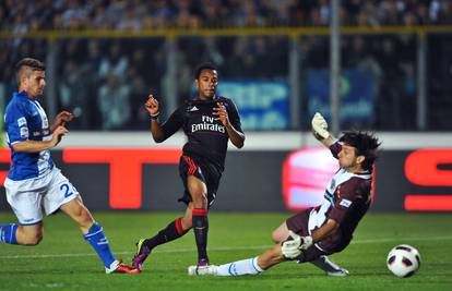 Milan dobio Bresciju; Torresov prvijenac; poraz B. Dortmund
