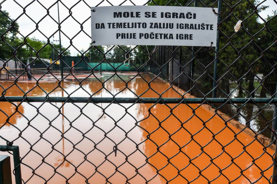 Kaos u Zagrebu: Poplavile dvije bolnice, ceste, garaže, fakultet