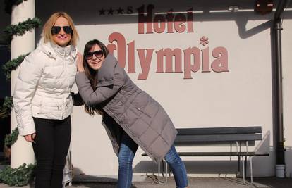 Ivona i Kristina su već prvi dan upoznale igrače AC Milana