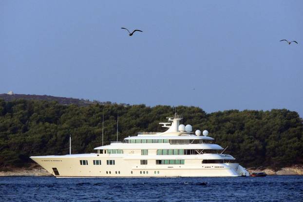 ARHIVA - 2012. Hvar: Ameri?ki glumac Tom Cruise s prijateljima došao na odmor u Hrvatsku