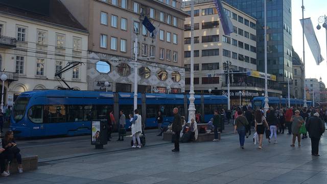 Kolaps tramvajskog prometa u centru Zagreba, nestalo struje