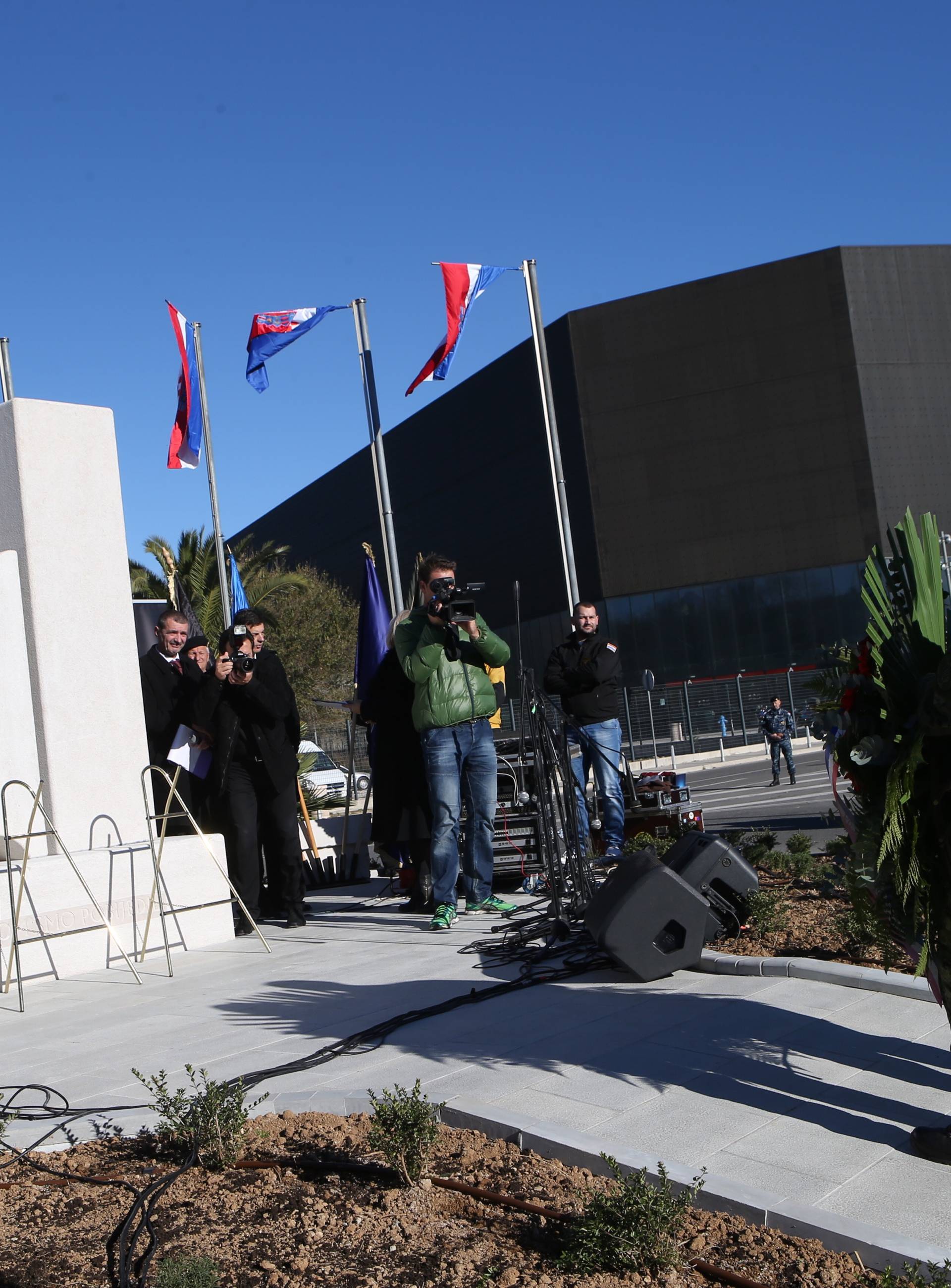 Spomenik poginulim herojima 72. bojne vojne policije u Splitu