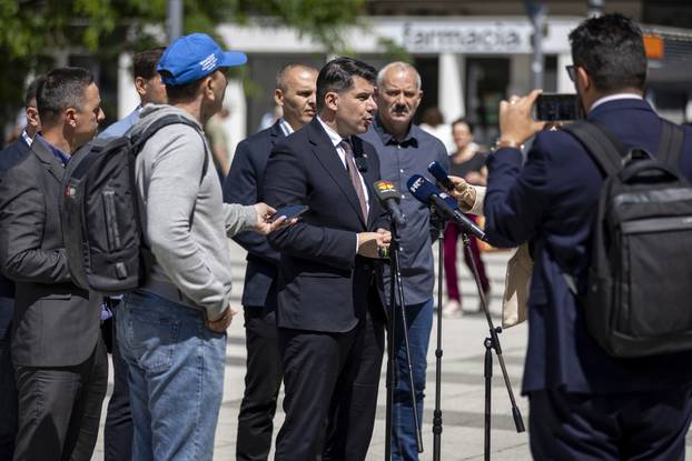 Osijek: Press konferencija Nikole Grmoje