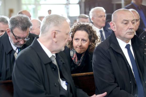 Zagreb: Brojni političari dolaze na uskrsnu misu 