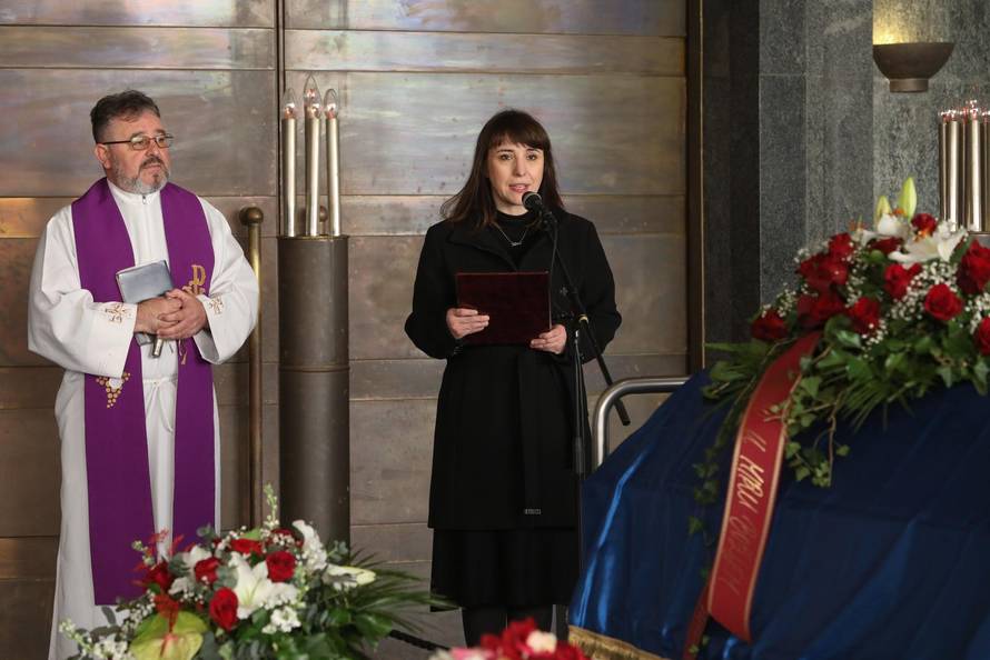 Zagreb: Posljednji ispraćaj Marinka Colnaga na Krematorija