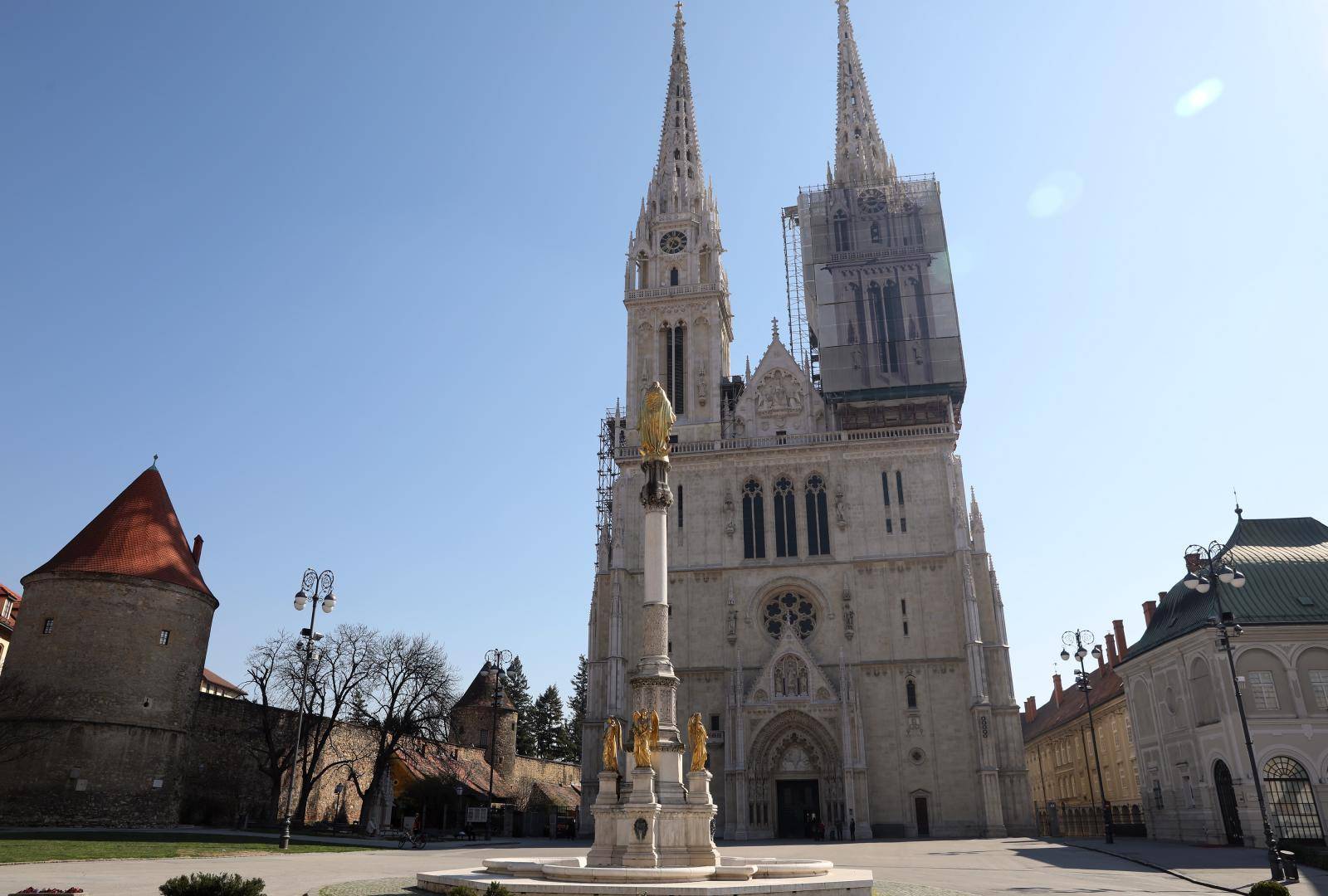 Zatvoreni ugostiteljski objekti u Zagrebu: Kafići i ulice prazni