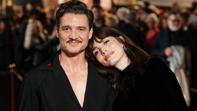 Pedro Pascal na crveni tepih je poveo sestru: Kao transrodna osoba je istupila prije tri godine