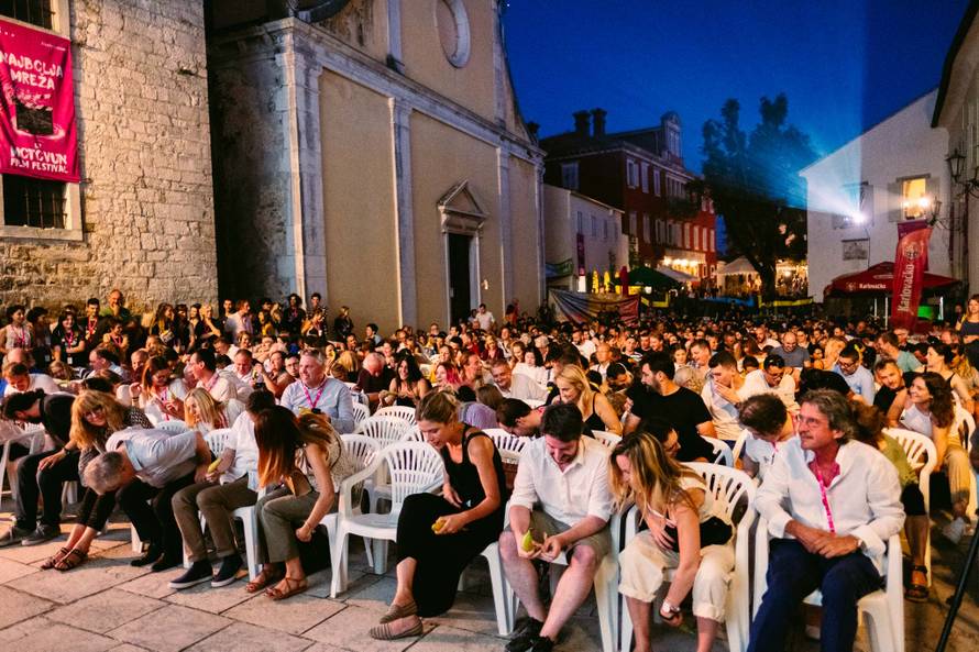 Uz zdravicu bananama započeo je 22. Motovun Film Festival...