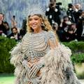 Beyonc&eacute; je donirala 200 tisu&cacute;a dolara za pomo&cacute; &zcaron;rtvama koje su pogo&dstrok;ene poplavom...