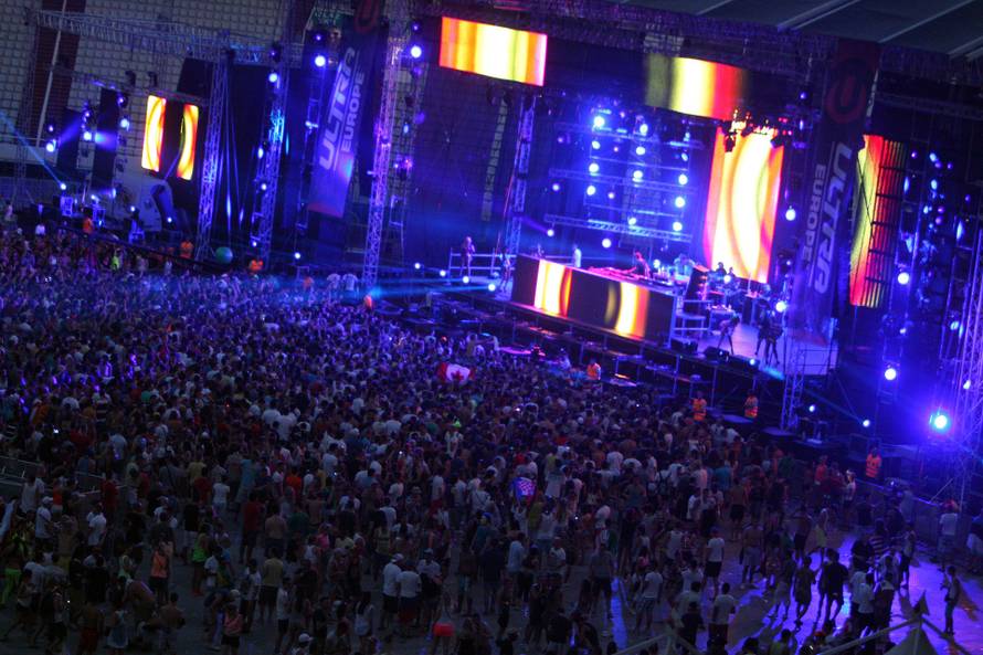ARHIVA - Split: Tisuće mladih iz cijelog svijeta uživa na prvom Ultra Europe festivalu