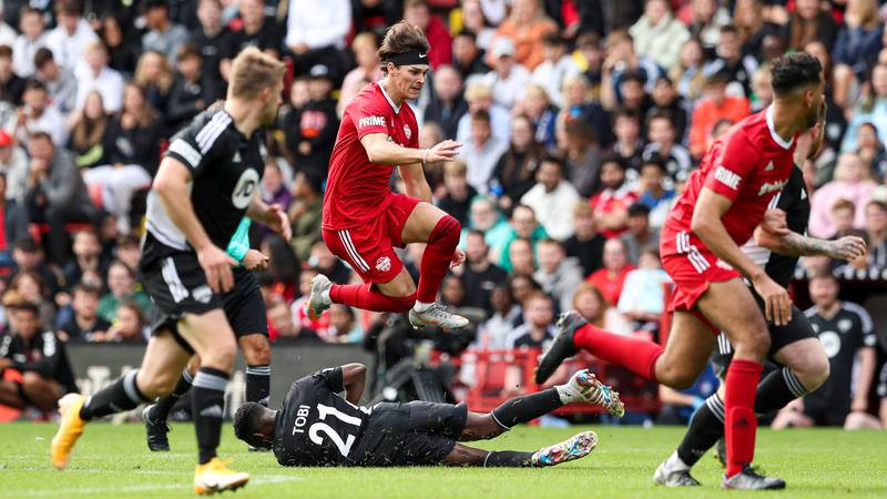 U tjednu odlučujućih derbija u Premiershipu najgledanija je bila utakmica potpunih amatera