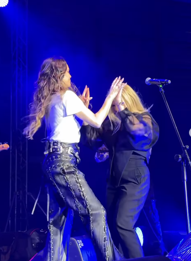 FOTO Remen ili tange? Severina iznenadila neobičnim kožnim detaljem na svojim hlačama...