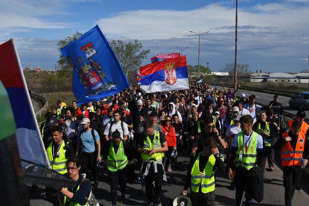 Od Niša i juga zemlje pa sve do Pančeva: Studenti su pješice krenuli prema Beogradu