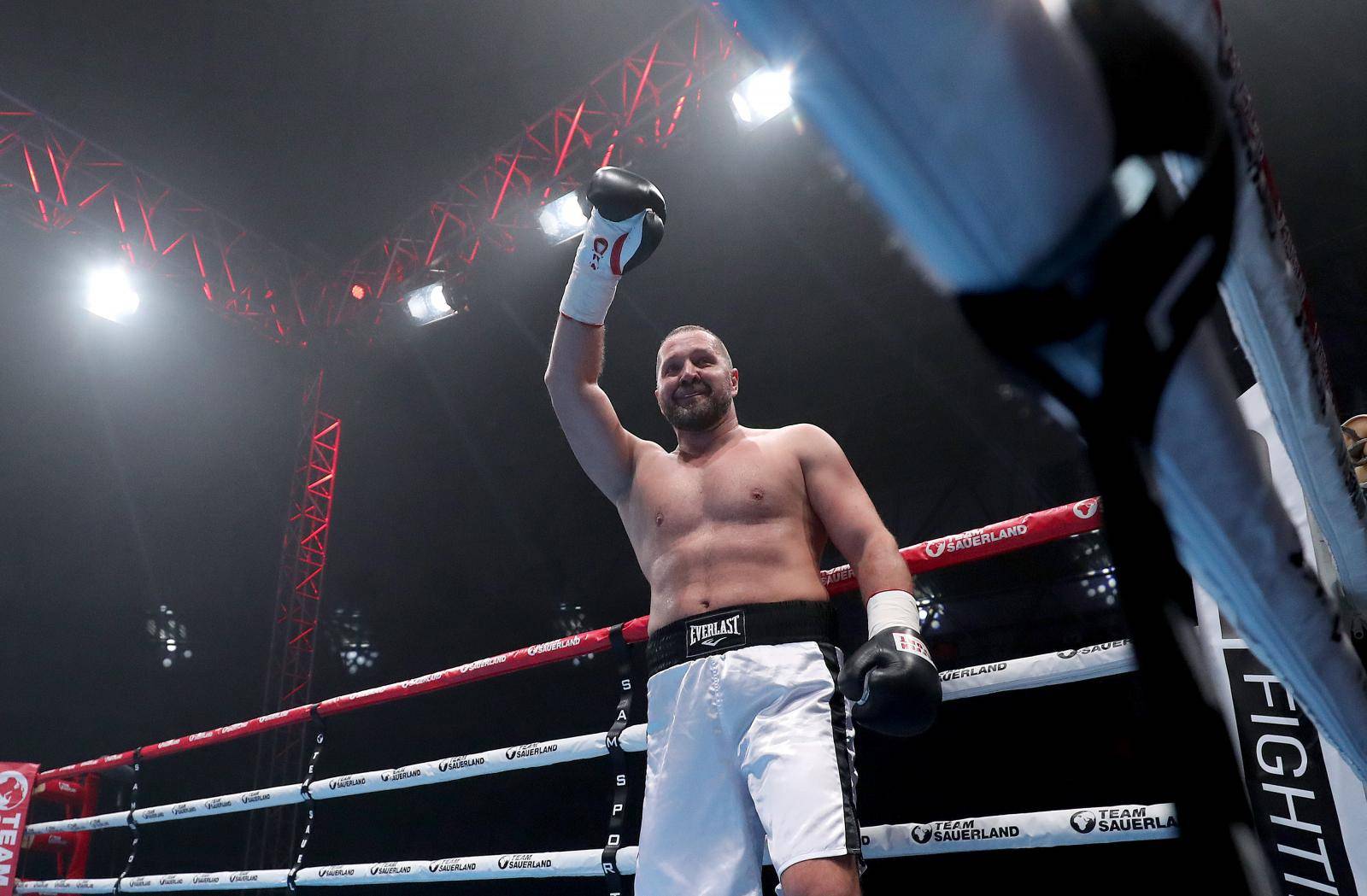 Zagreb:  Ivica PerkoviÄ pobijedio Zoltana Csala na Fight Night Zagrebu