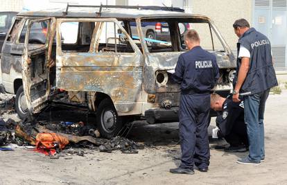 Totalna šteta: Na parkiralištu u Vodicama zapalio se kombi