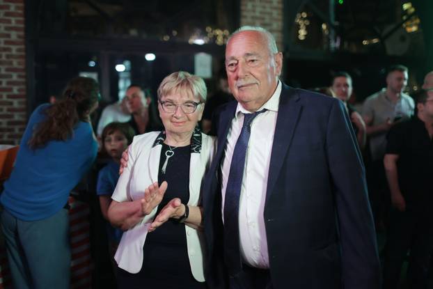 Zagreb: Roditelji Tomislava Tomaševića u Tvornici prate rezultate