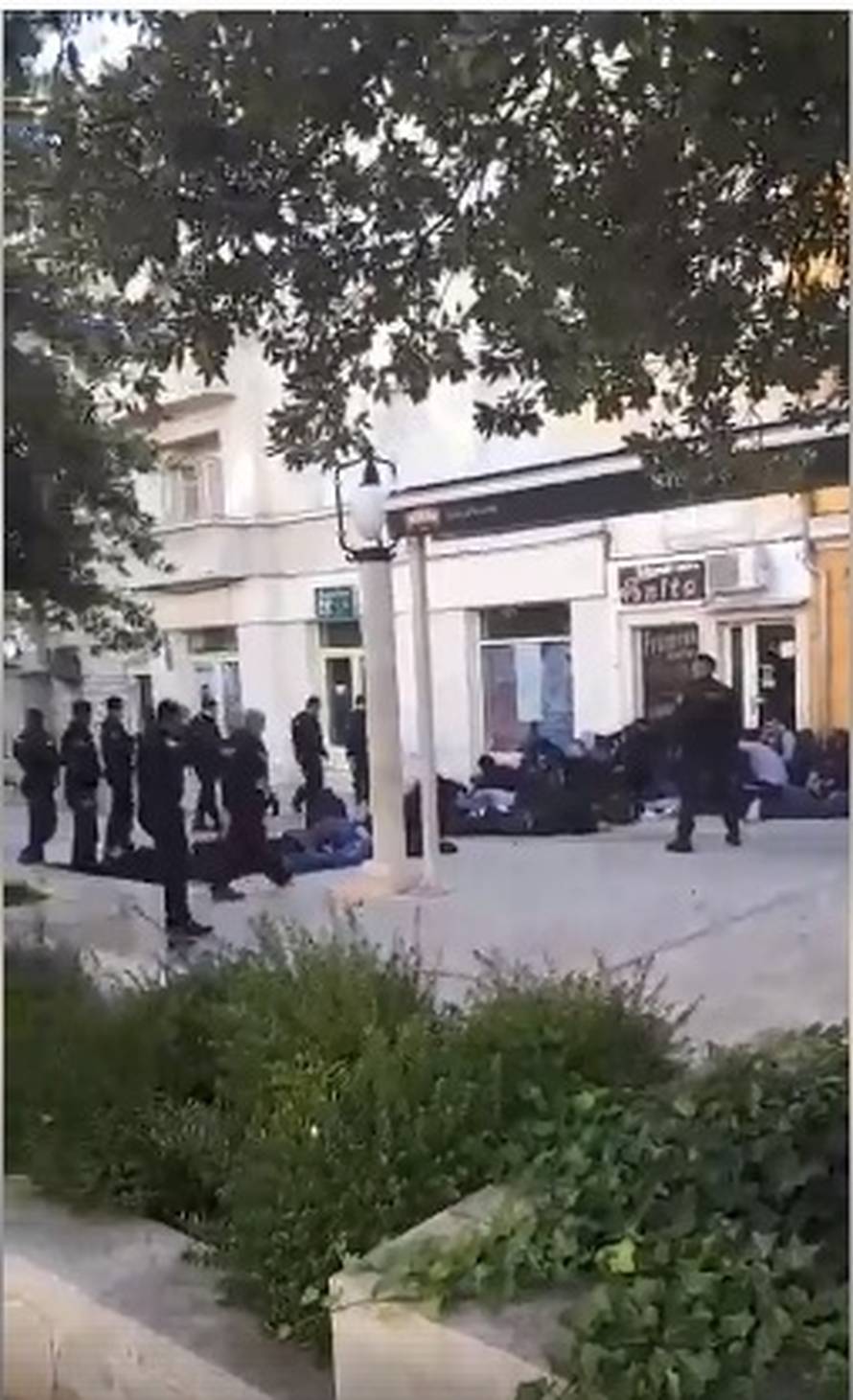 Tučnjava u Šibeniku: Torcida je napala Funcute, 76 privedenih