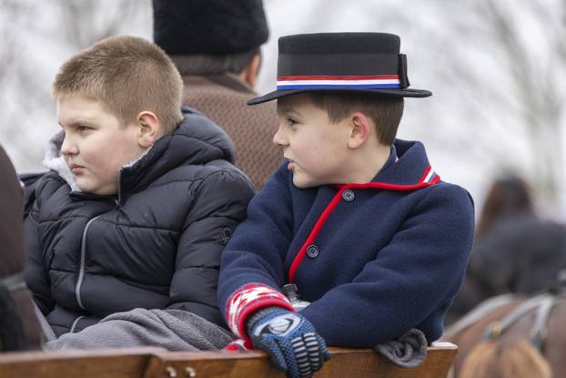 Đakovački bušari – pokladno jahanje u Širokom Polju
