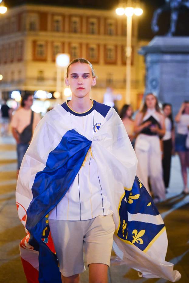Kandidatkinja za Miss fotogeničnosti BiH pratila je utakmicu svoje reprezentacije u Zagrebu
