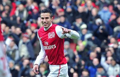 Arsenal razbio Blackburn sa 7 komada, hat-trick Van Persieja