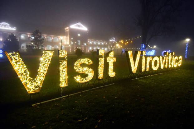 Vozila puna plišanih medvjedića apsolutni su hit adventa u Virovitici