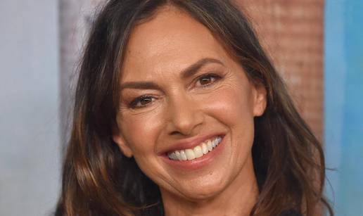 Susanna Hoffs pokazala kako se mijenjala kroz godine: Prošla je 60-u, a i danas izgleda odlično