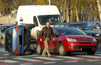 Zagreb: Dvoje ozlijeđenih u sudaru kod Mosta slobode