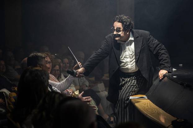 Zagreb: Premijera predstave "Juha braće Marx"