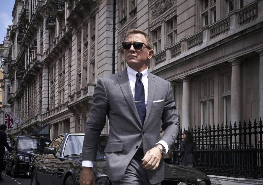 "No Time To Die" (2019)