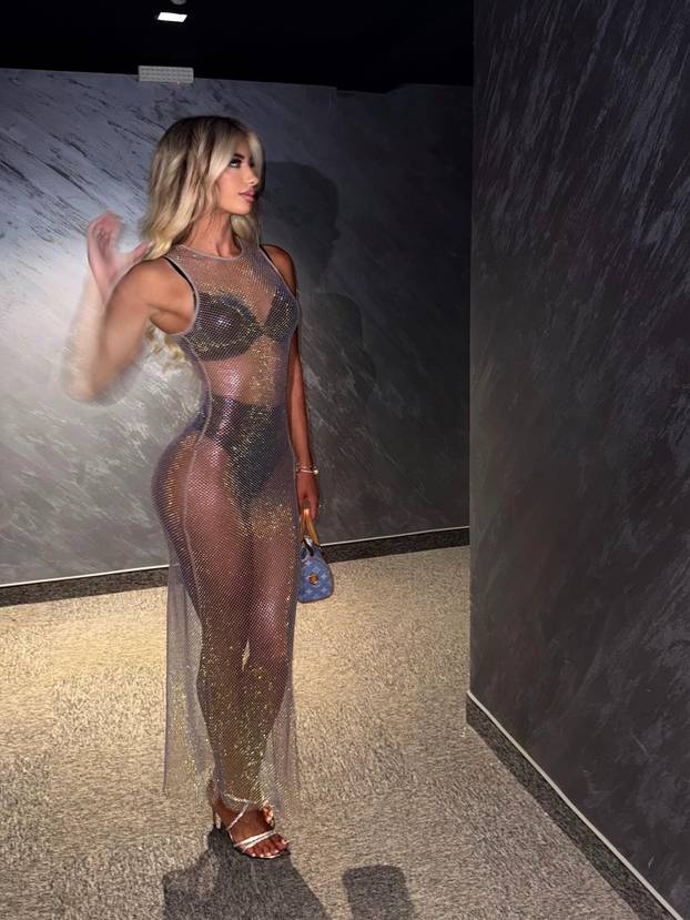 FOTO Wow, kakvo tijelo! Naša influencerica Lara pokazala liniju od koje svima pada vilica