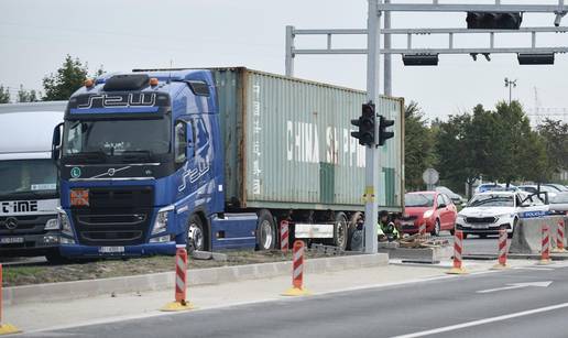 FOTO UŽASA Ovdje je kamion usmrtio pješakinju u Zagrebu