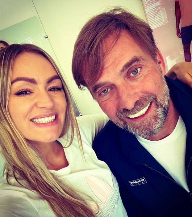 FOTO Tko je voditeljica koja se srušila usred prijenosa? 'Rekli su mi što je razlog. Sramim se'