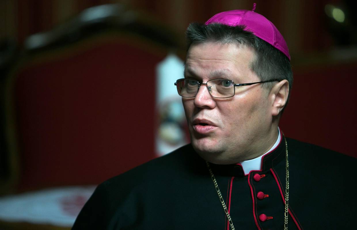 Nadbiskup Hranić o svađama državnih čelnika: 'To negativno djeluju na cijelo društvo'