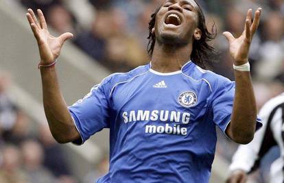 Chelsea: Bijesni Didier Drogba slijedi Mourinha