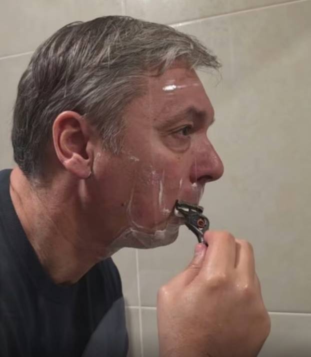 FOTO Putujući cirkus zvan Aleksandar Vučić: Ide po državi, obećava čudesa i blamira se...