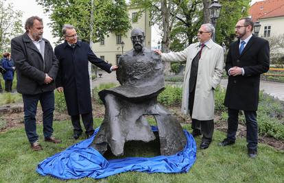 Seizmolog Andrija Mohorovičić dobio svoj spomenik u Zagrebu