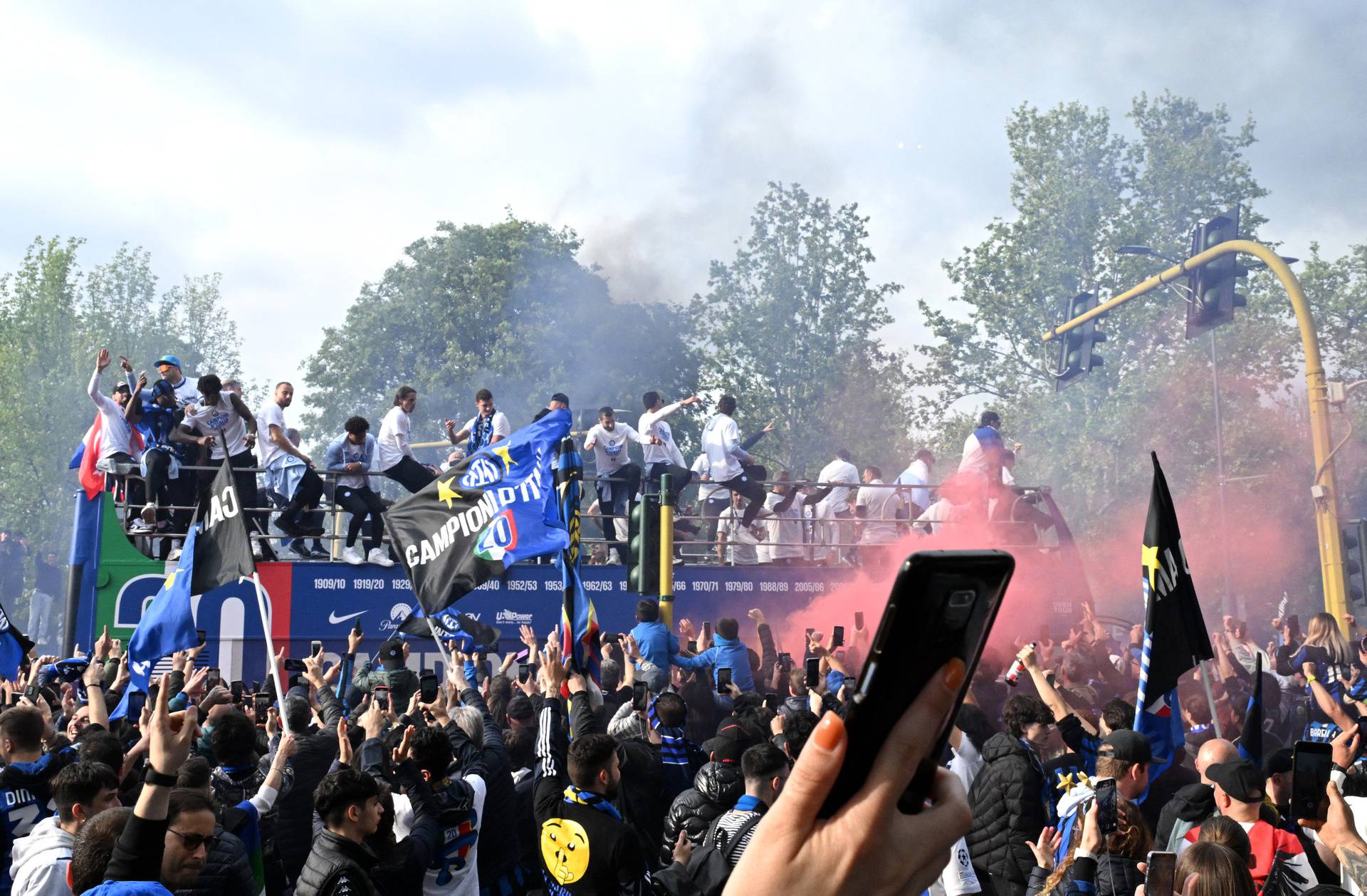 Serie A - Inter Milan celebrate winning Serie A