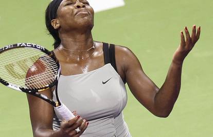 Serena Williams zaplakala nakon poraza od Venus