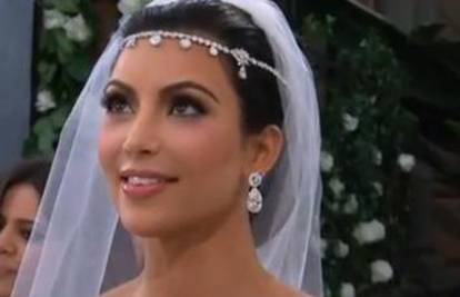 Pogledajte kako je mladenka Kim izgledala na svojoj svadbi