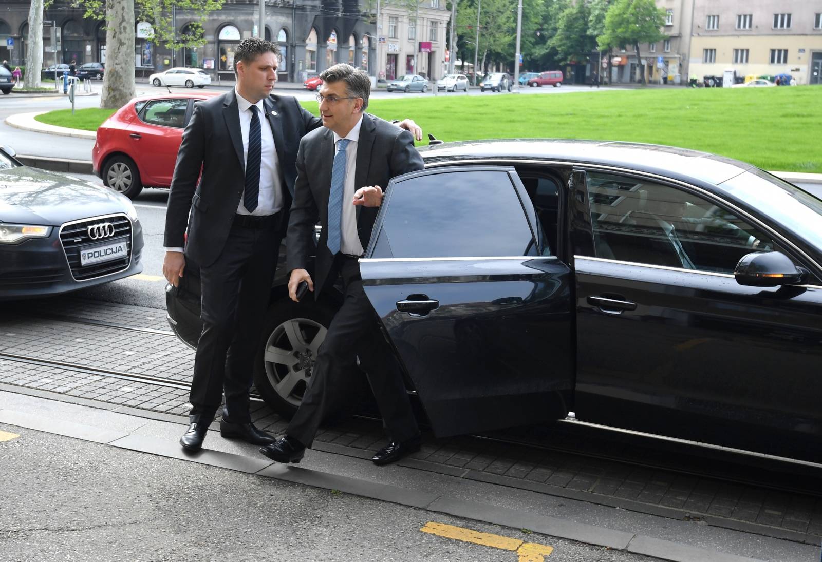 Zagreb: Andrej PlenkoviÃ¦ dolazi na sjednicu uÅ¾eg predsjedniÅ¡tva HDZ-a