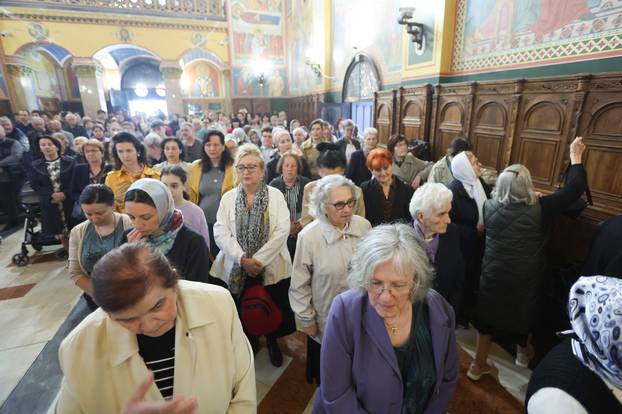 Zagreb: Pravoslavni vjernici na svetoj liturgiji u Sabornom hramu