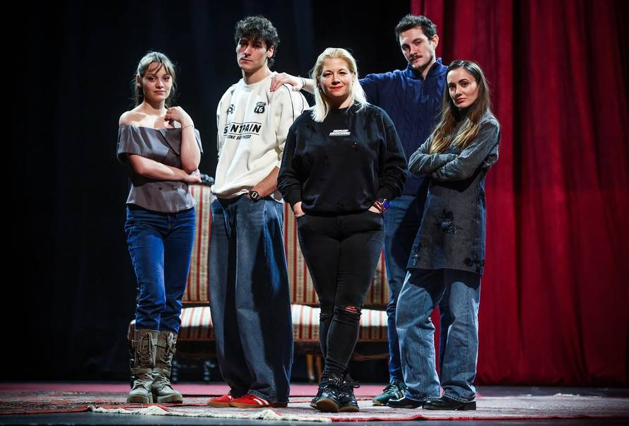 Zagreb: Glumci Kazališta Kerempuh