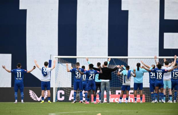 Zagreb: Igrači GNK Dinamo u suzama se oprostili od navijača