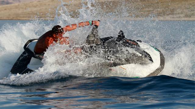 Smrt na moru kod Trogira: Na jet-skiju jure i do 100 km/h, a većina turista ni nema dozvolu