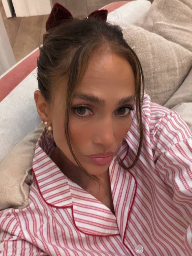 FOTO  Disciplina, snaga i ples - tajna top izgleda Jennifer Lopez
