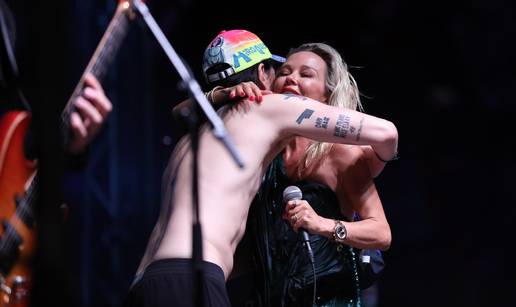 Slavni DJ Steve Aoki došao Maji Šuput na pozornicu: Ranije su se zagrijavali, pogledajte kako!