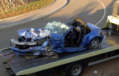 BMW-om sletio u usjek, suvozač (78) je poginuo